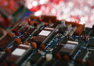 仕事で使うノートPCとレンタル